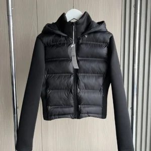 2025 Winter New Arrival  Women’s Lightweight Warm Down Jacket with Long Sleeves and Zippered Hooded Sports Coat 4391742